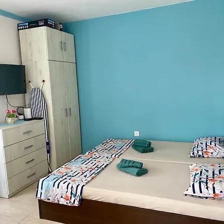 Blue Triumph Lägenhet *